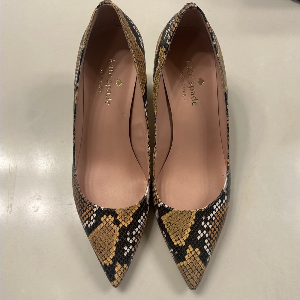 Kate Spade Sonia Roccia Pump Size 10. Great condition!